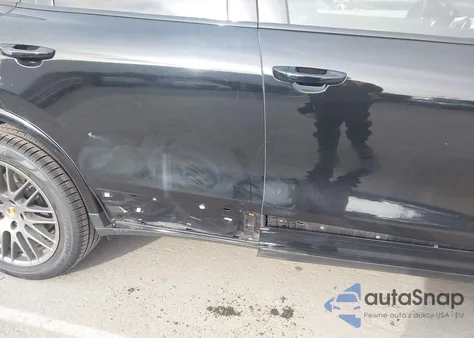 2018 Porsche Cayenne Platinum Edition из США, поврежденный, VIN WP1AA2A29JKA03853